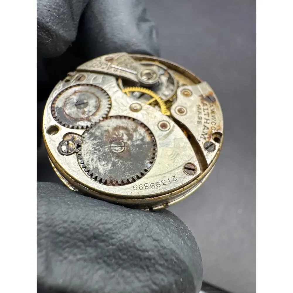 Antique Waltham Pocket Watch Movement White Dial 24.4MM For Parts/Repair